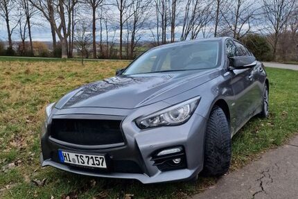 INFINITI Q50 154.000 km 13.900 &euro; Sarstedt 31157