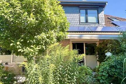 Haus zum Kaufen in Hannover Bemerode 650.000 € 195 m² 8 zimmer