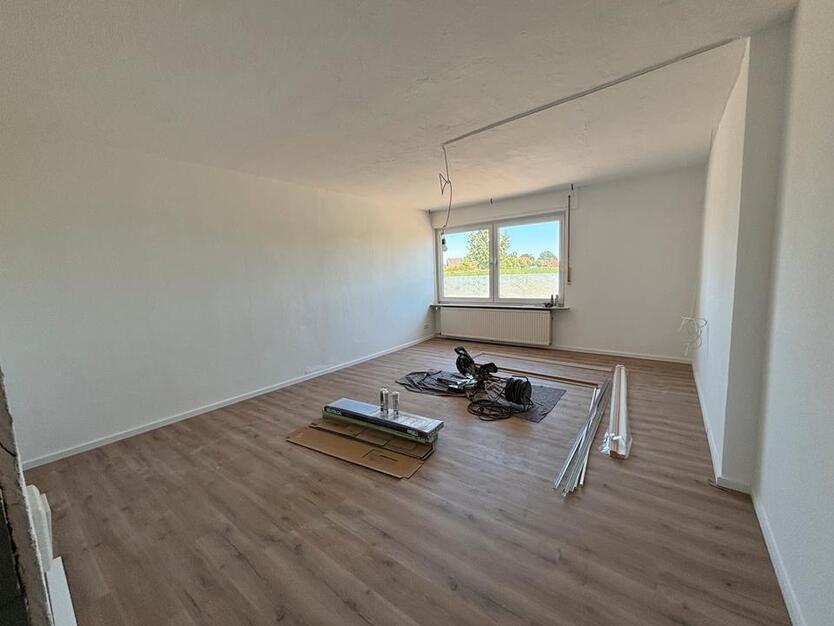 2-Zimmer-Wohnung zu sofort frei Nähe Luttmersen