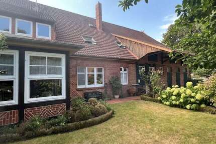 Haus zum Kaufen in Neustadt am Rübenberge 349.000 € 280 m²
