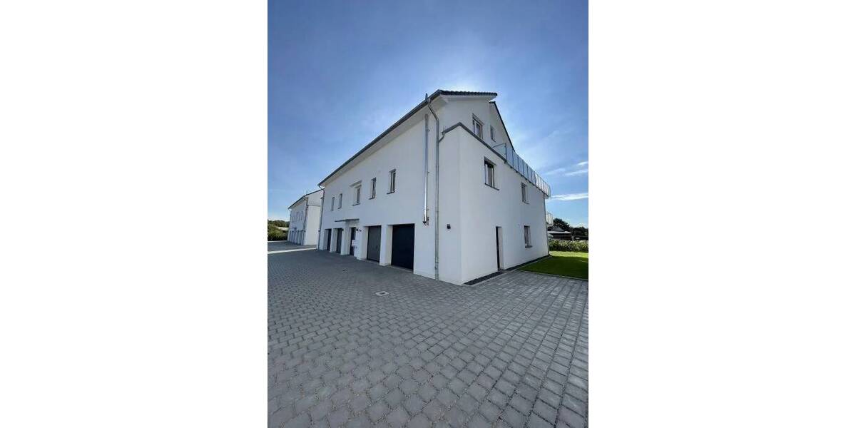 Etagenwohnung Langenhagen Schulenburg - 3 Zimmer, 116 m&sup2;, 1.350&euro; | Angebot:24333252