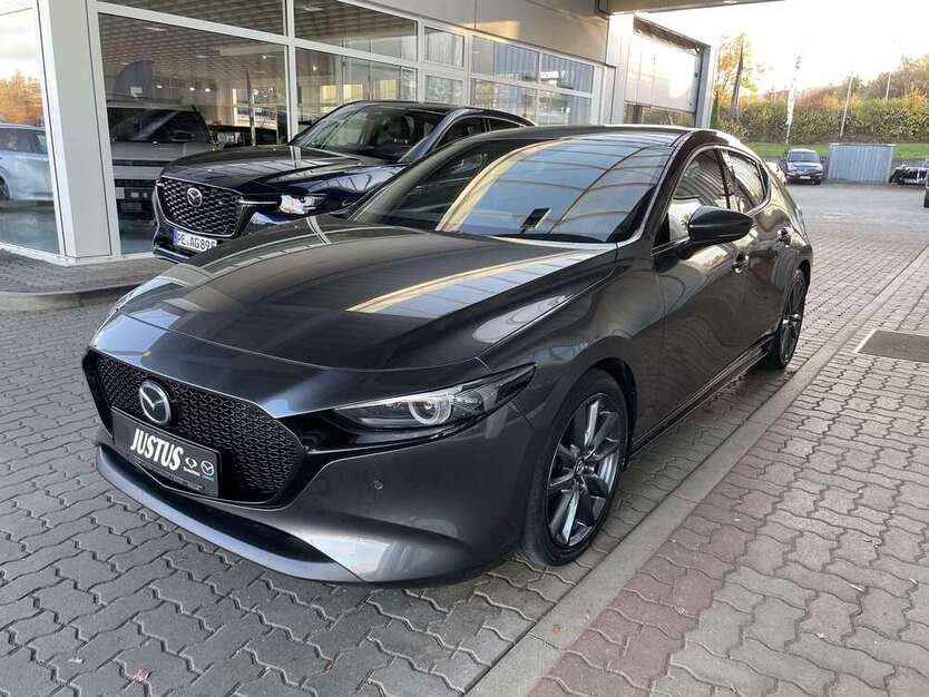 Mazda 3 108.603 km 17.990 € Hildesheim 31137