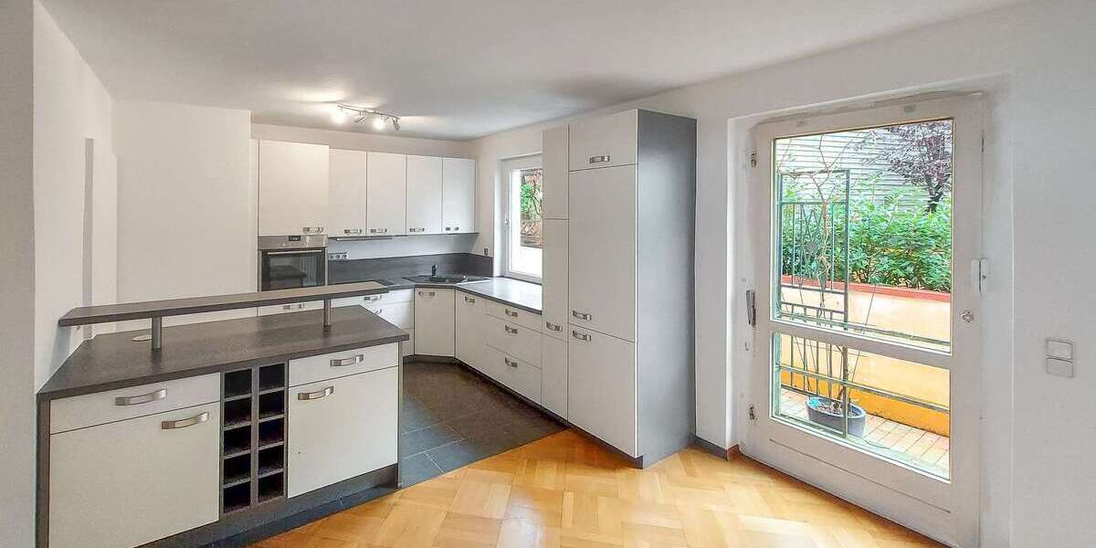 Einfamilienhaus Hannover Herrenhausen-Stöcken - 10 Zimmer, 210 m&sup2;, 695.000&euro; | Angebot:26145303