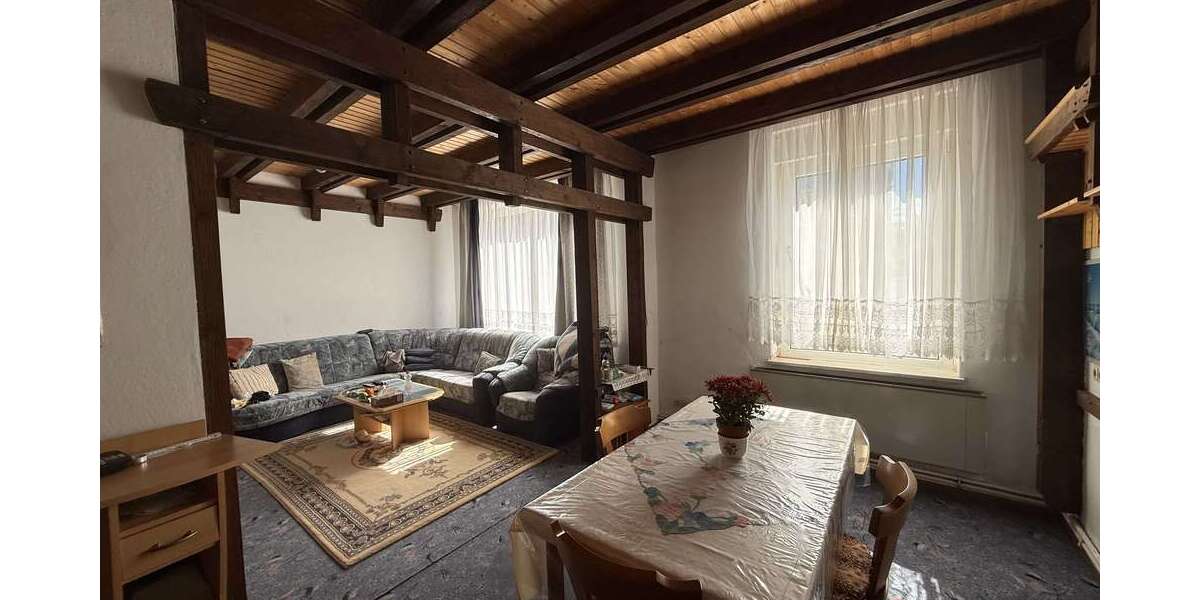 Etagenwohnung Gehrden - 6 Zimmer, 120 m&sup2;, 179.000&euro; | Angebot:26113220
