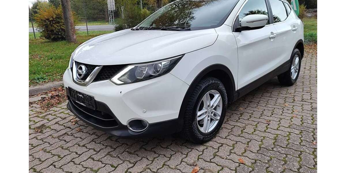 Nissan Qashqai 124.618 km 8.600 &euro; Wunstorf 31515