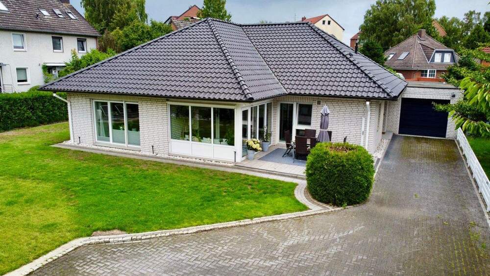 Bungalow mit großem Grundstück in ruhiger, zentraler Lage in Garbsen 4 zimmer