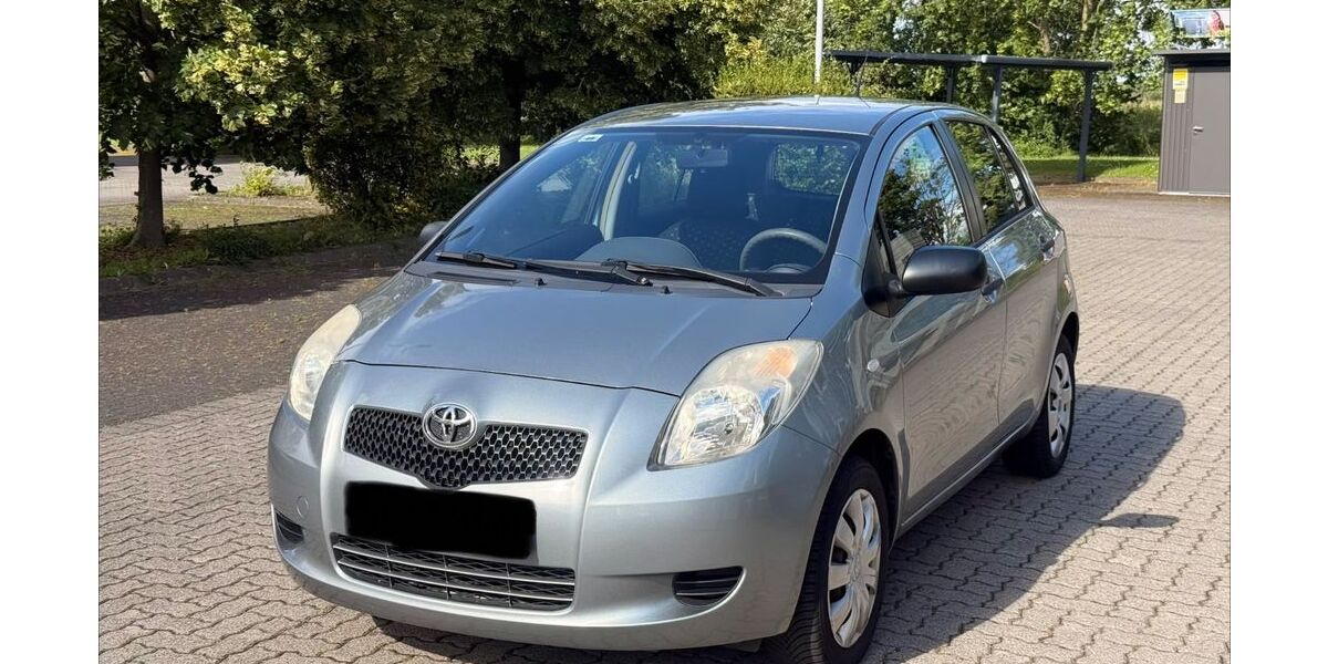 Toyota Yaris 174.647 km 2.390 &euro; Neustadt 31535