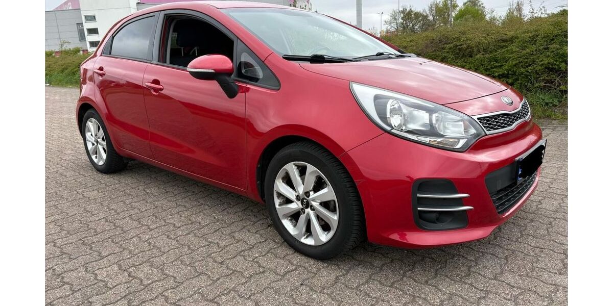 Kia Rio 127.000 km 6.900 &euro; Isernhagen 30916