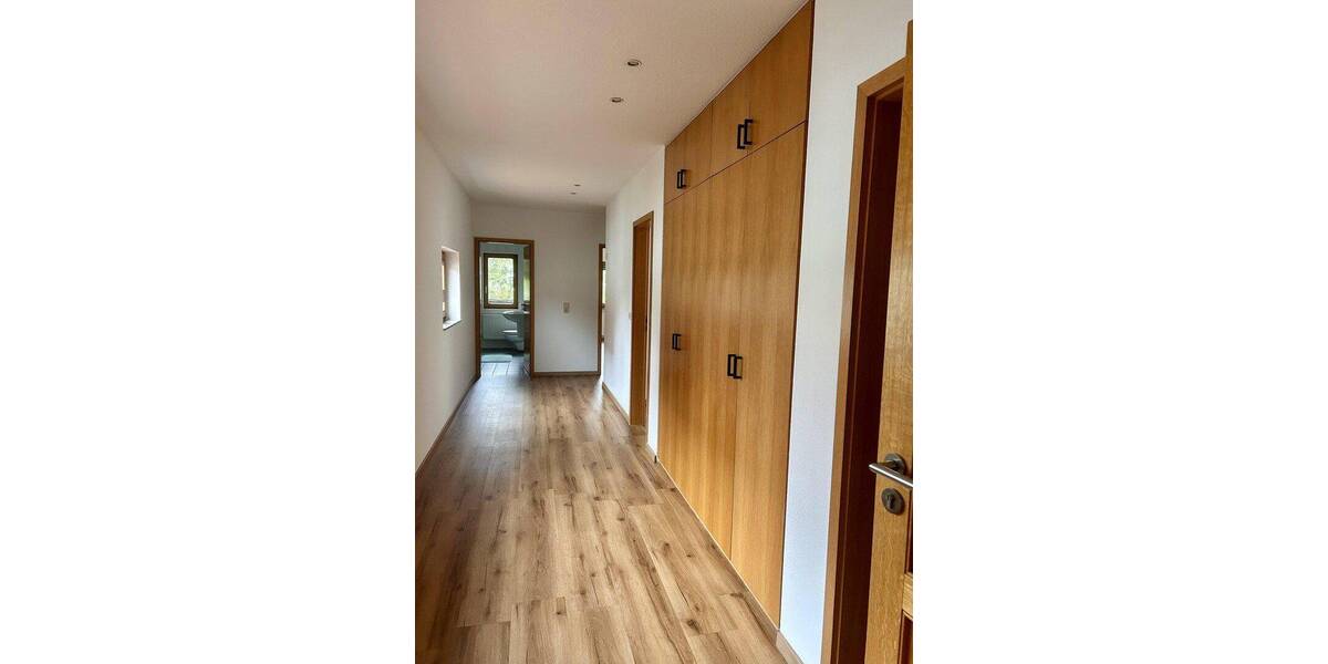 Einfamilienhaus Burgwedel Thönse - 8 Zimmer, 244 m&sup2;, 795.000&euro; | Angebot:26886412