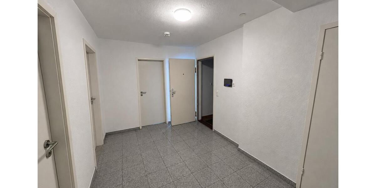Erdgeschoßwohnung Laatzen - 4 Zimmer, 88 m&sup2;, 1.100&euro; | Angebot:26485128