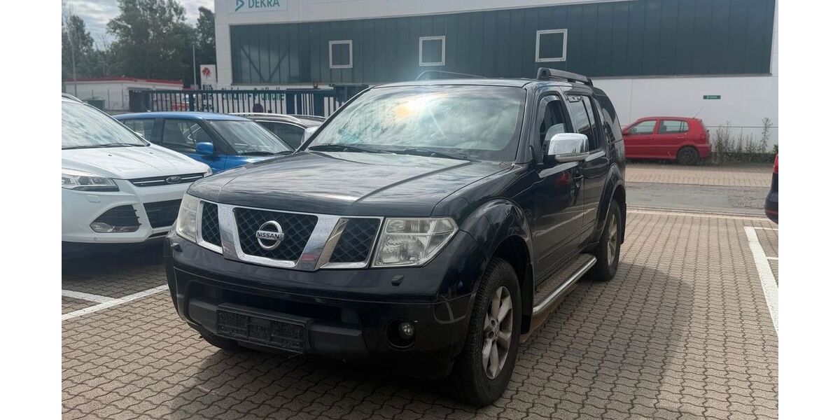 Nissan Pathfinder 208.000 km 2.700 &euro; Seelze 30926