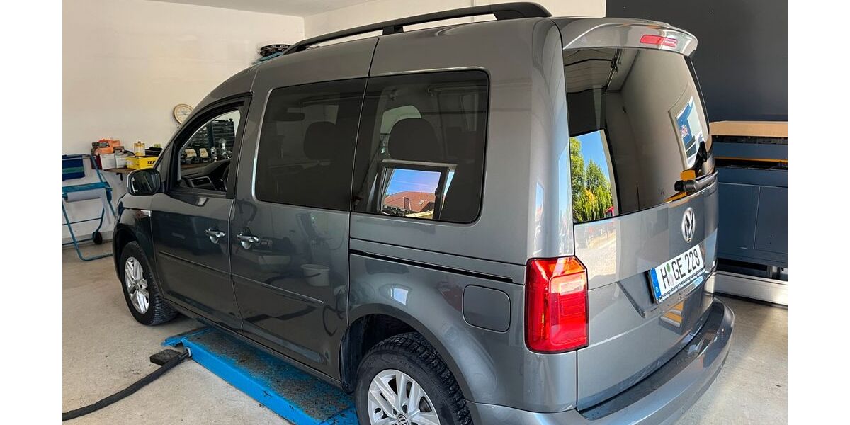 VW Caddy 74.800 km 16.990 &euro; Wunstorf 31515