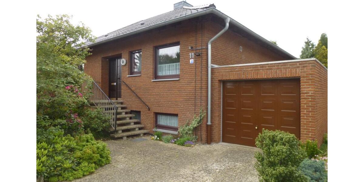 Rotklinker-Bungalow mit schönem eingewachsenen Garten in Havelse 4 zimmer