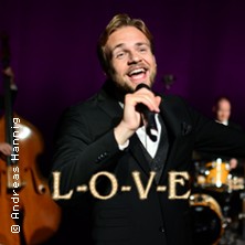 Patrick Snow - L-O-V-E : Die schönsten Liebeslieder der letzten 100 Jahre 28.11.2025 Wandelhalle Kurtheater Bad Nenndorf