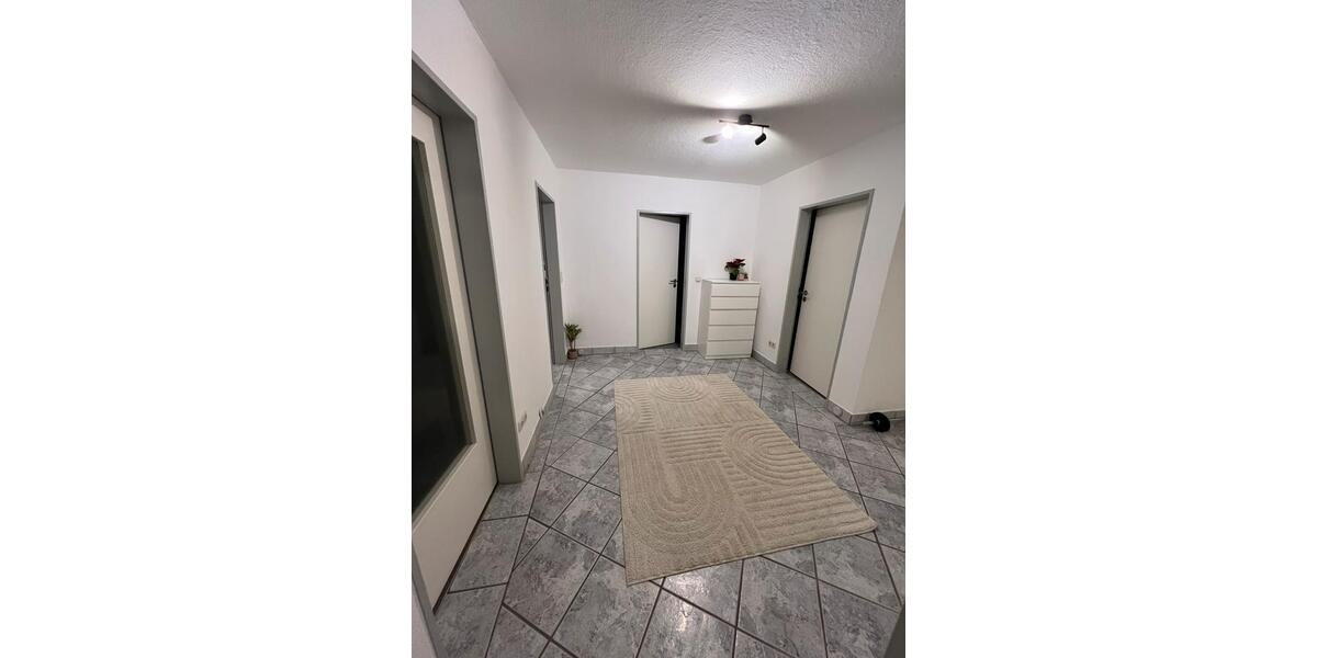 Dachgeschoßwohnung Barsinghausen - 3 Zimmer, 74 m&sup2;, 830&euro; | Angebot:25227025