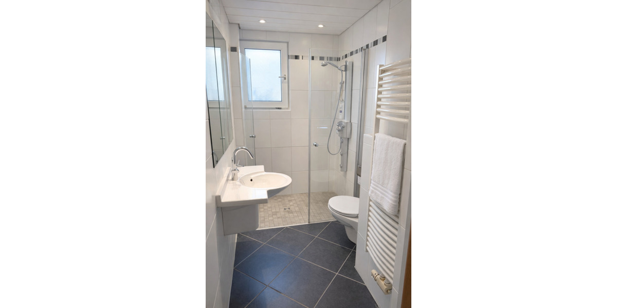 Mehrfamilienhaus, Wohnhaus Ronnenberg - 14 Zimmer, 248 m&sup2;, 495.000&euro; | Angebot:25715638