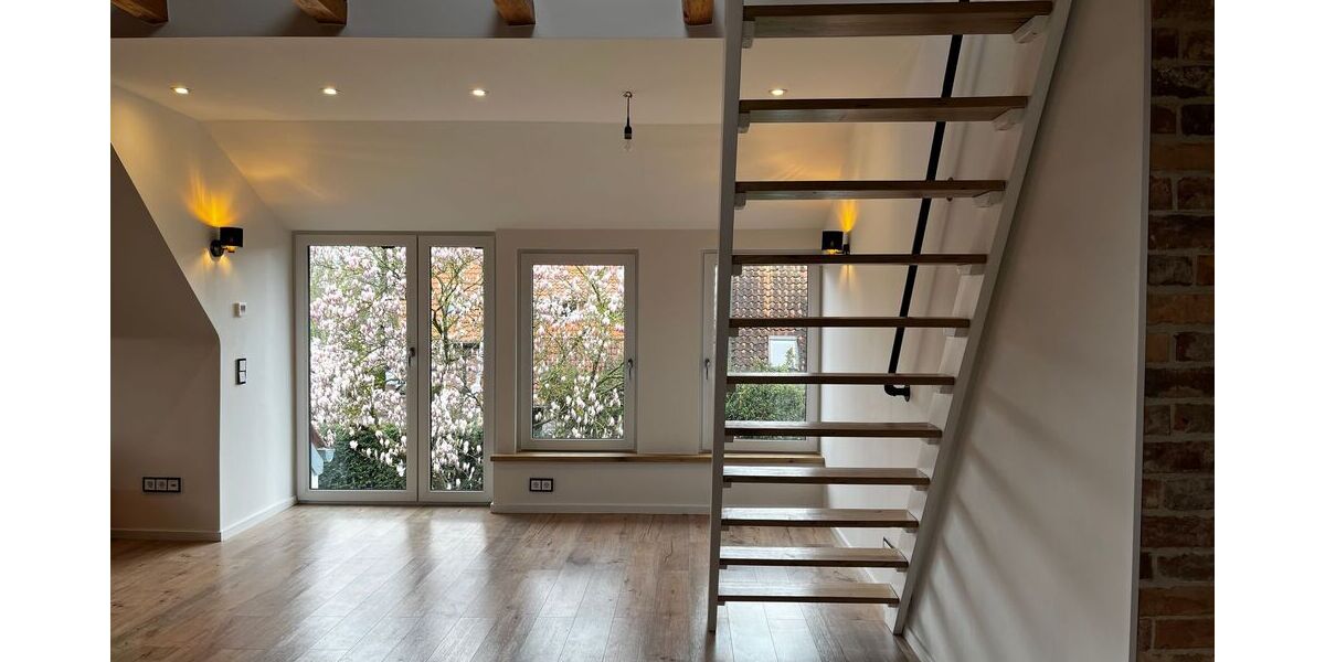 Single Dachgeschosswohnung zum Verlieben - Dachgeschoßwohnung Isernhagen Kircher Bauerschaft | Angebot:26633669