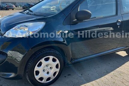 Peugeot 107 100.000 km 2.490 &euro; Hildesheim 31135
