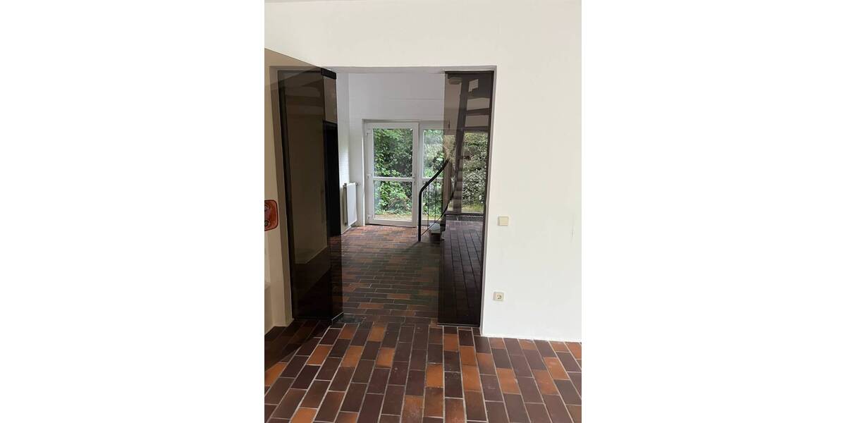 Großartiges Ein-Familie-Haus mit Einliegerwohnung in Schloß Ricklingen zu vermieten 5 zimmer