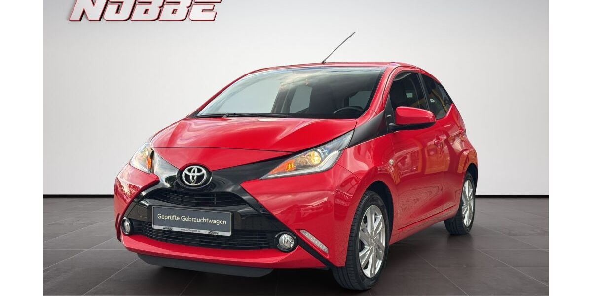 Toyota Aygo (X) 58.100 km 9.490 &euro; Hannover 30177