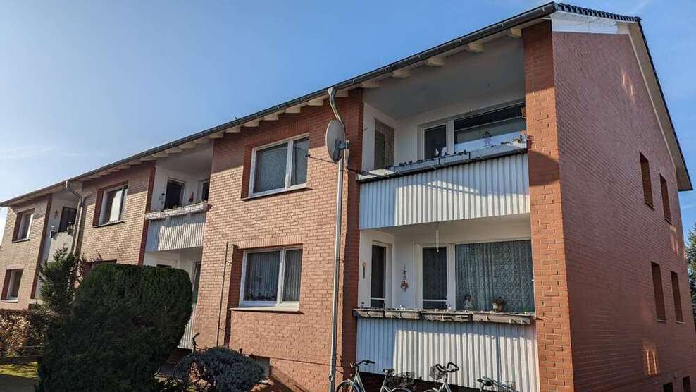 Haus zum Kaufen in Ronnenberg 1.190.000 € 555 m²