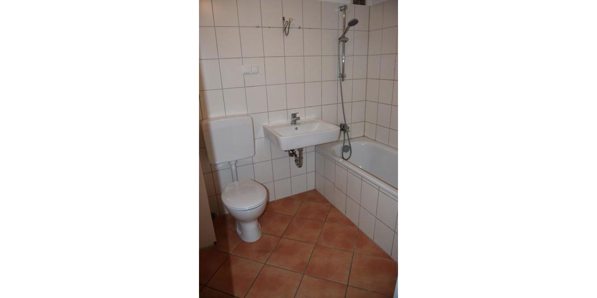 Erdgeschoßwohnung Garbsen Berenbostel - 3 Zimmer, 76 m&sup2;, 657&euro; | Angebot:25153251