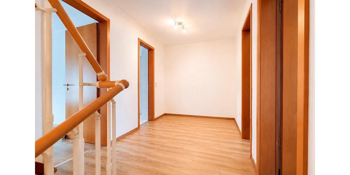 Reihenhaus Wunstorf - 6 Zimmer, 142 m&sup2;, 449.900&euro; | Angebot:26745276