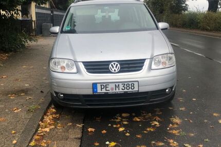 VW Touran 243.741 km 1.200 &euro; Hohenhameln 31249