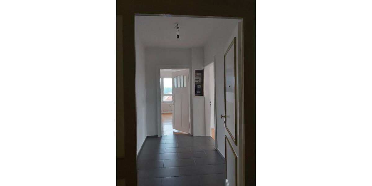 Etagenwohnung Hildesheim Himmelsthür - 4 Zimmer, 105 m&sup2;, 945&euro; | Angebot:25392851