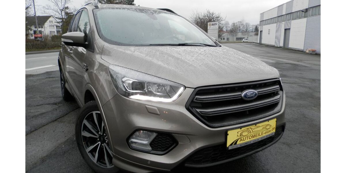 Ford Kuga 30.000 km 21.900 &euro; Elze 31008