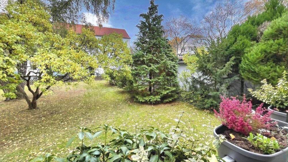 Lage, Lage, Lage: 3,5-Zimmer, voll sanierte Wohnung in Döhren - 2 Bäder, 2 Balkone, Hochparterre, direkt einziehen 3 zimmer