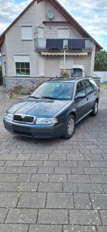 Skoda Octavia 175.503 km 18.900 € Peine 31226