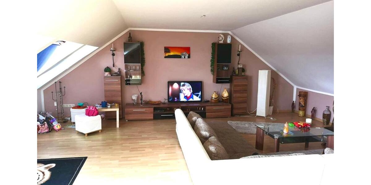Dachgeschoßwohnung Isernhagen - 3 Zimmer, 90 m&sup2;, 540&euro; | Angebot:26321689