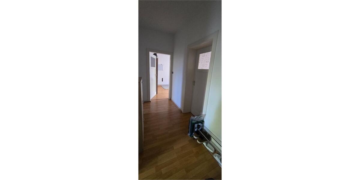 Etagenwohnung Hannover Vahrenwald-List - 3 Zimmer, 19 m&sup2;, 525&euro; | Angebot:27553597