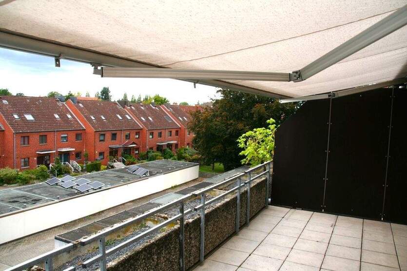 Großzügiges Wohnen in Grasdorf + Stellplatz ... !!! 2 zimmer