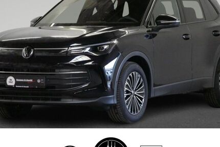 VW Tiguan 1.850 km 41.990 € Hannover 30449