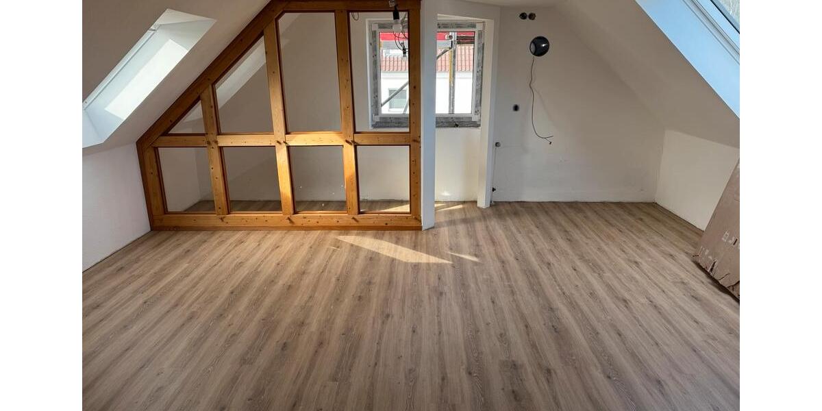 Dachgeschoßwohnung Gehrden - 2 Zimmer, 60 m&sup2;, 988&euro; | Angebot:26326360
