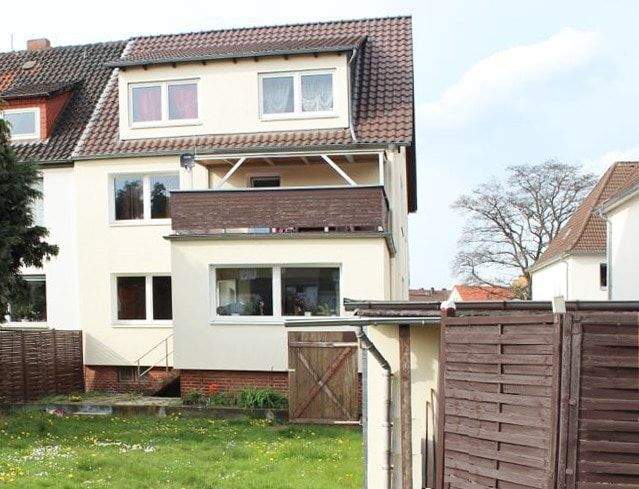 Attraktives 3-Parteienhaus in Seelze Ot. Letter 9 zimmer