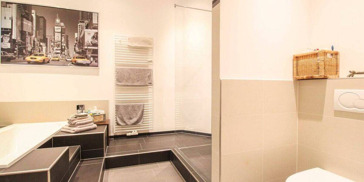 Etagenwohnung Hannover Mitte - 7 Zimmer, 306 m&sup2;, 1.400.000&euro; | Angebot:25970264