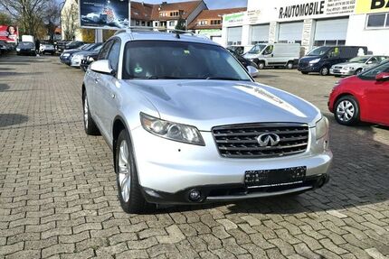 INFINITI FX 214.000 km 1.700 &euro; Garbsen/ Hannover 30827