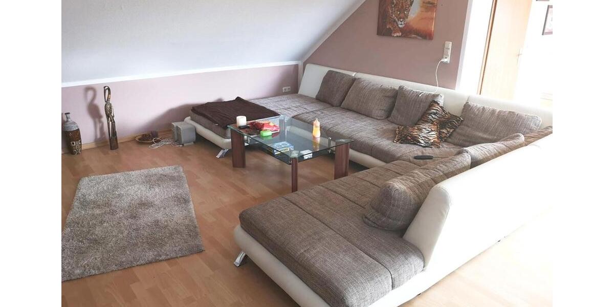 Dachgeschoßwohnung Isernhagen - 3 Zimmer, 90 m&sup2;, 540&euro; | Angebot:26321689