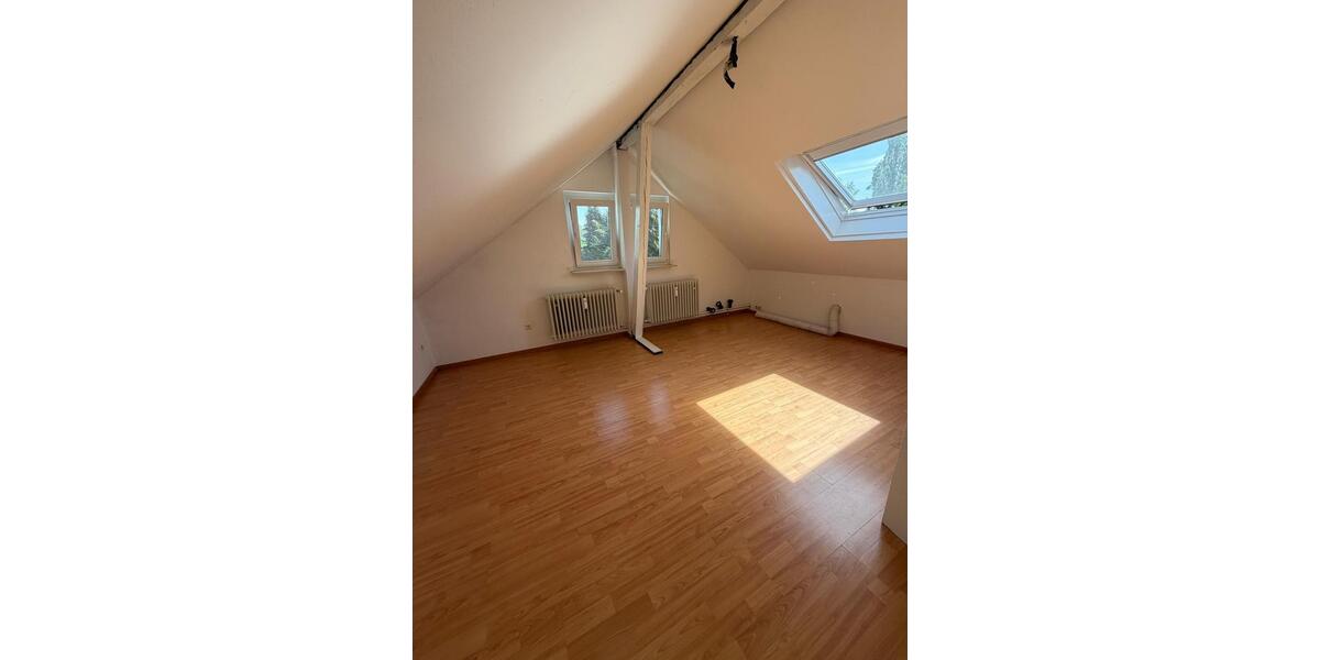 Dachgeschoßwohnung Hannover Bothfeld-Vahrenheide - 2 Zimmer, 45 m&sup2;, 700&euro; | Angebot:26549374