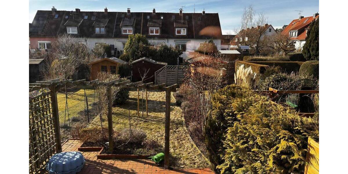 Reihenmittelhaus Hannover Groß Buchholz - 4 Zimmer, 108 m&sup2;, 328.000&euro; | Angebot:25970028