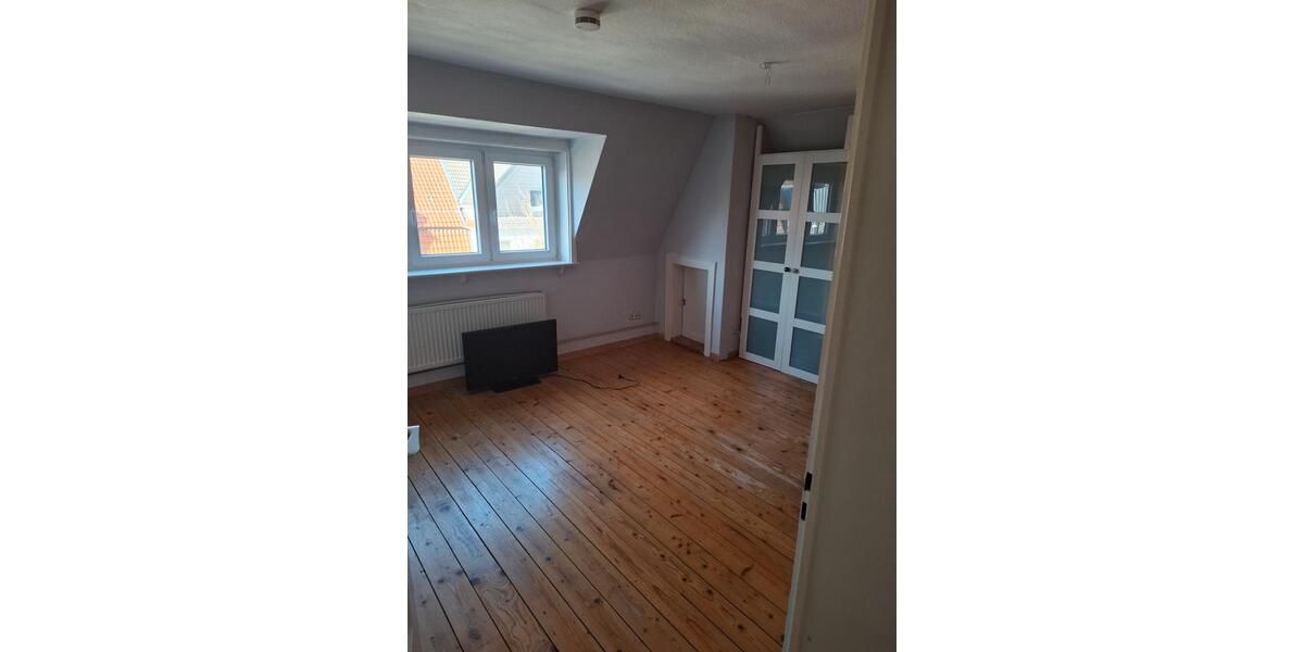 Dachgeschoßwohnung Hannover Döhren-Wülfel - 3 Zimmer, 77 m&sup2;, 249.000&euro; | Angebot:27273543