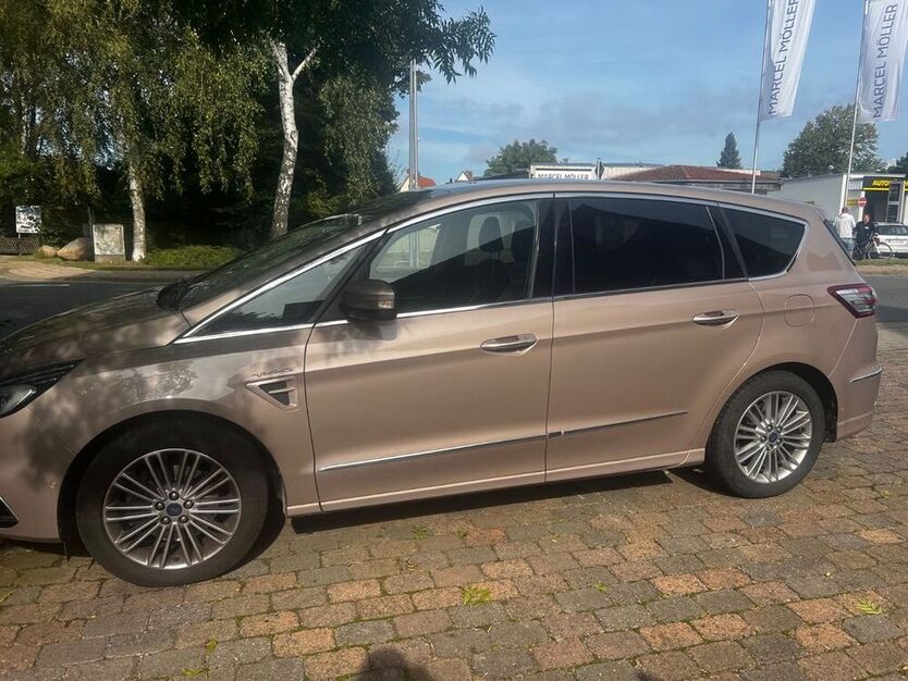 S-Max