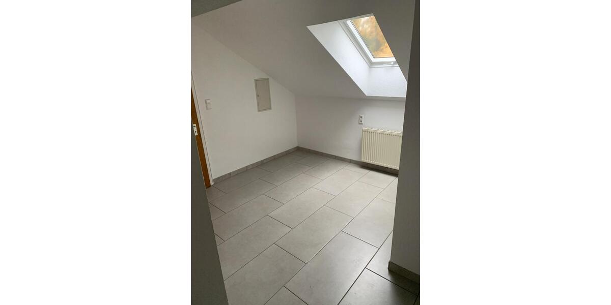 Dachgeschoßwohnung Hannover Misburg-Anderten - 3 Zimmer, 69 m&sup2;, 800&euro; | Angebot:25474168