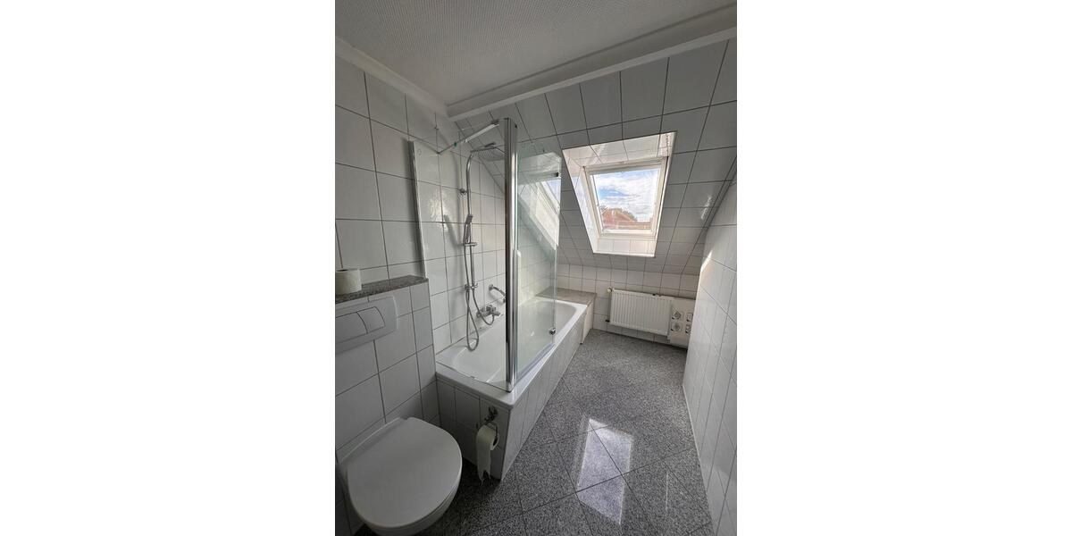 Etagenwohnung Bad Nenndorf - 2 Zimmer, 67 m&sup2;, 670&euro; | Angebot:25012501