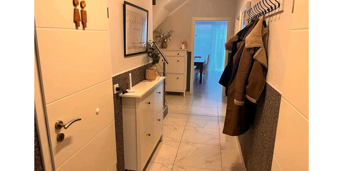 Reihenhaus Lehrte - 6 Zimmer, 200 m&sup2;, 1.500&euro; | Angebot:26061757