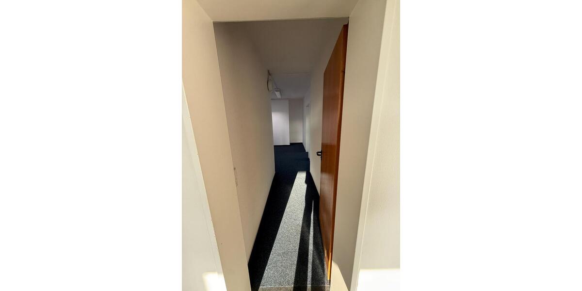 Gewerbeobjekt Lehrte - 850&euro; | Angebot:24585286