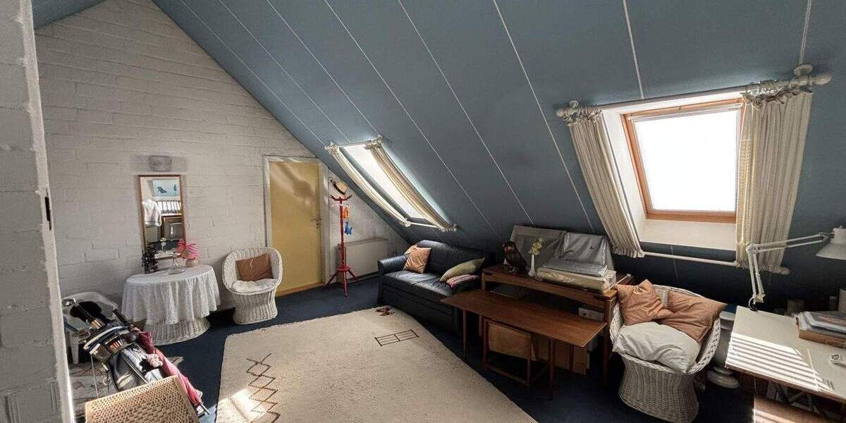 Einfamilienhaus Ronnenberg Weetzen - 7 Zimmer, 216 m&sup2;, 249.000&euro; | Angebot:25733409